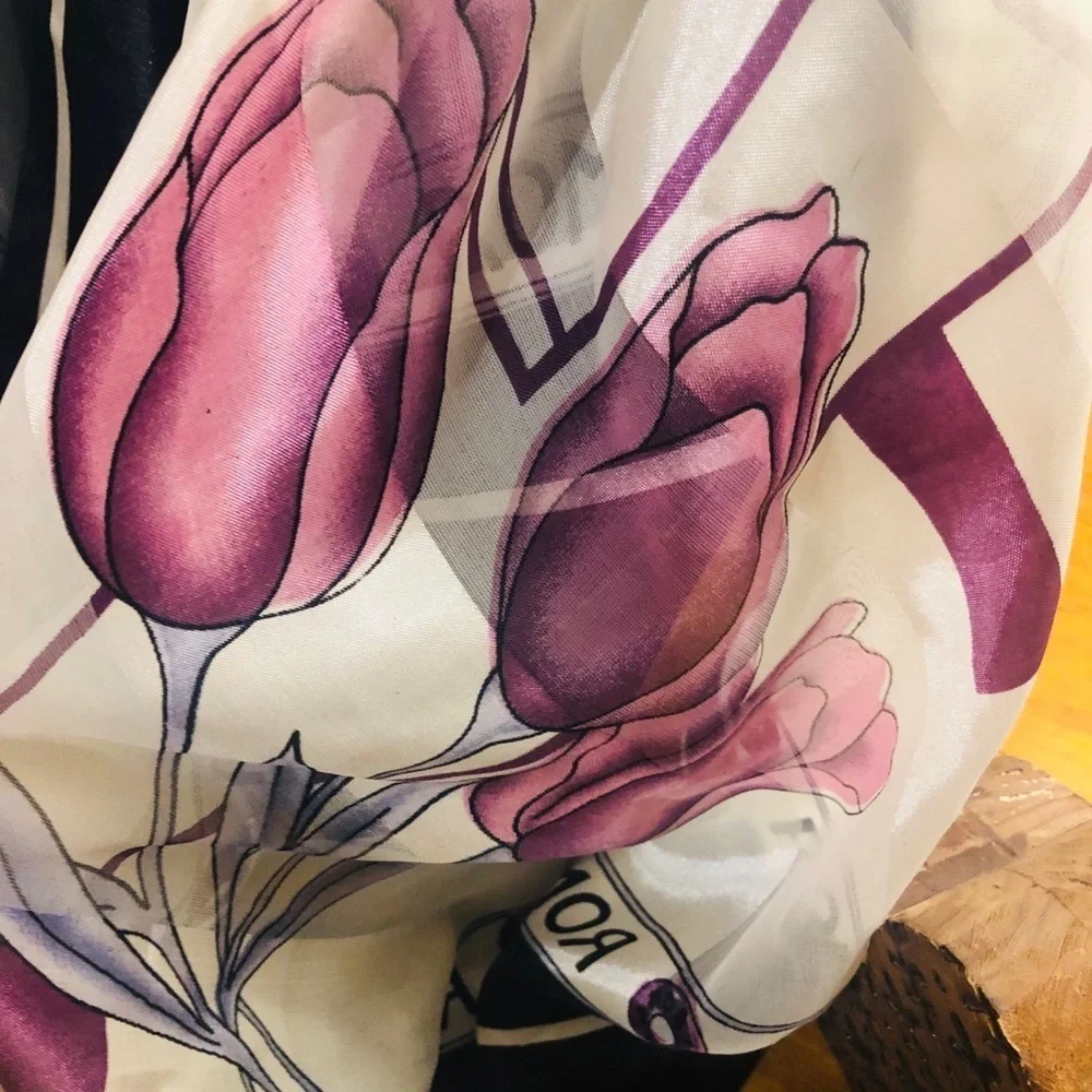Roma Square Purple Scarf Foulard Carré Rouge Italy